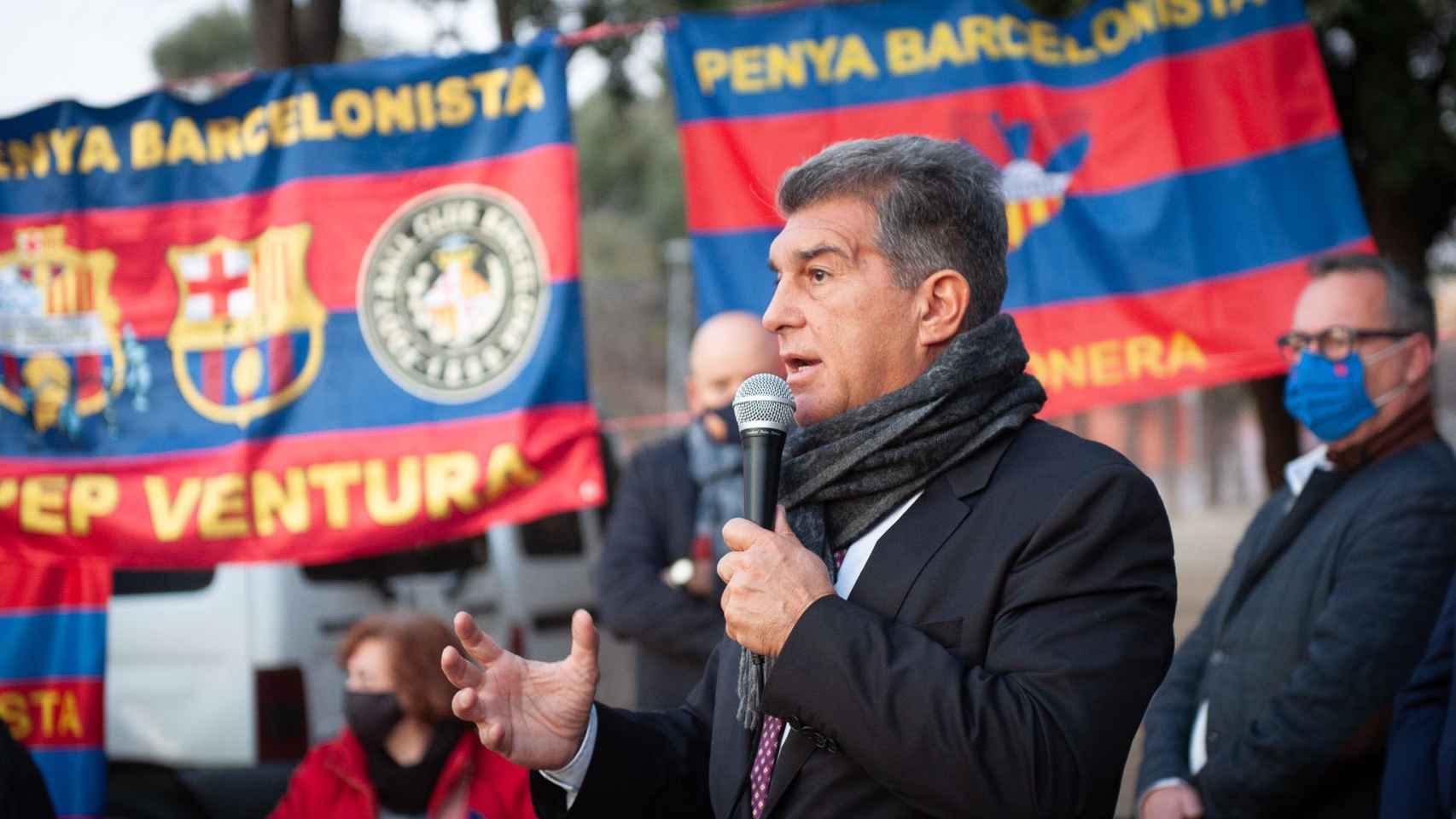 Laporta habla ante socios, aficionados y peñistas del Barça / Estimem el Barça