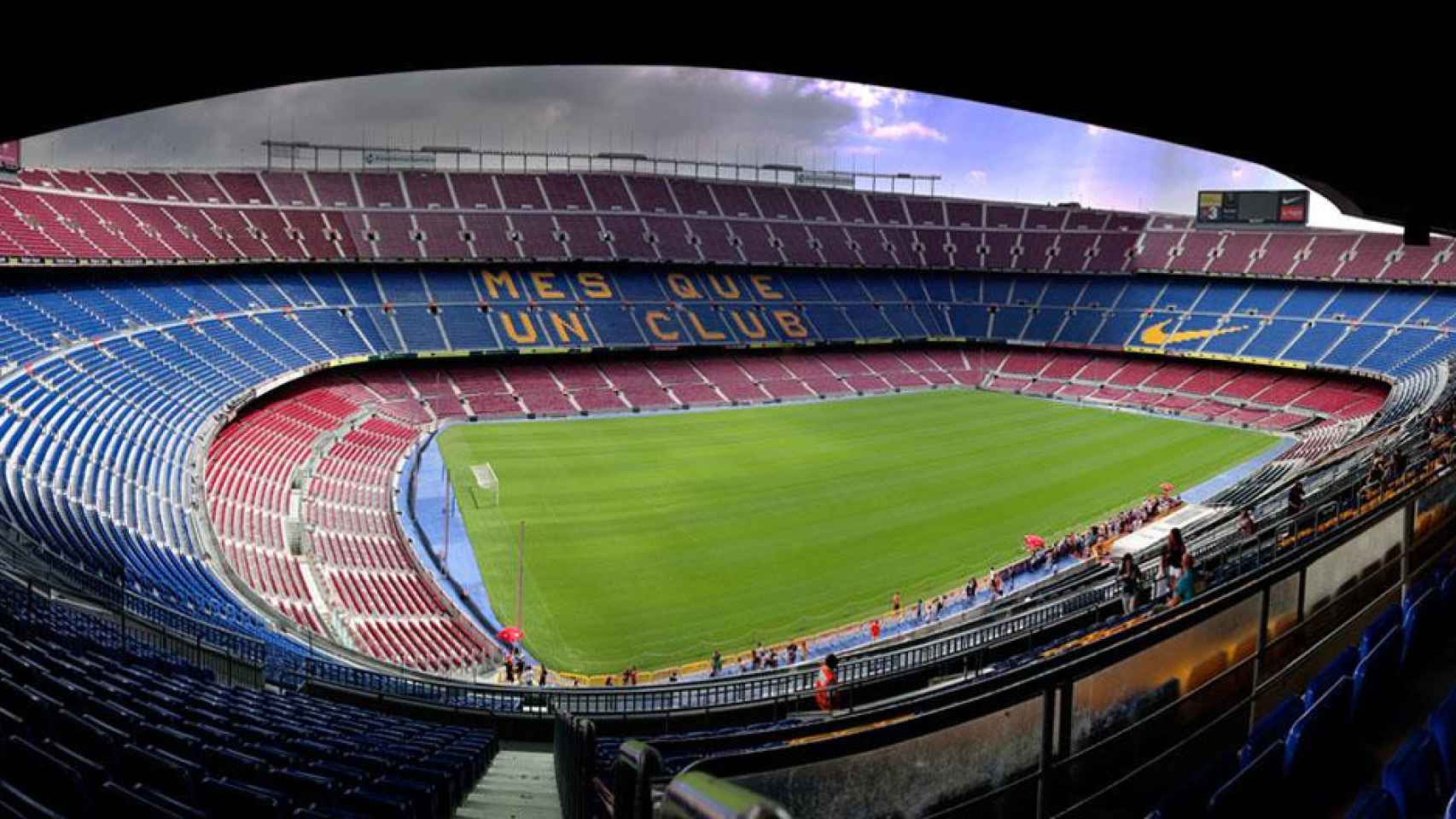 El Barça tiene un santuario conocido bajo el nombre de Camp Nou / PIOTR MATYJA - WIKIMEDIA COMMONS