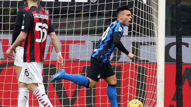 Lautaro Martínez celebrando un gol contra el Milan AC / EFE