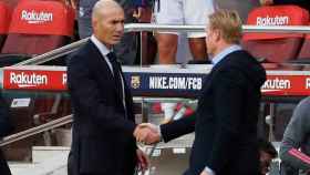 Zidane saluda a Koeman en el Clásico | EFE