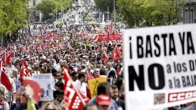 Una manifestación del 1 de mayo, Día Internacional del Trabajo, en una imagen de archivo / EFE