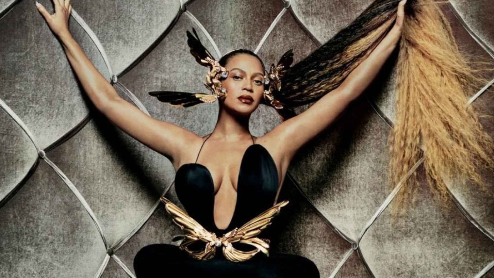 Beyoncé en la portada de la versión británica de Vogue en julio de 2022 / REDES