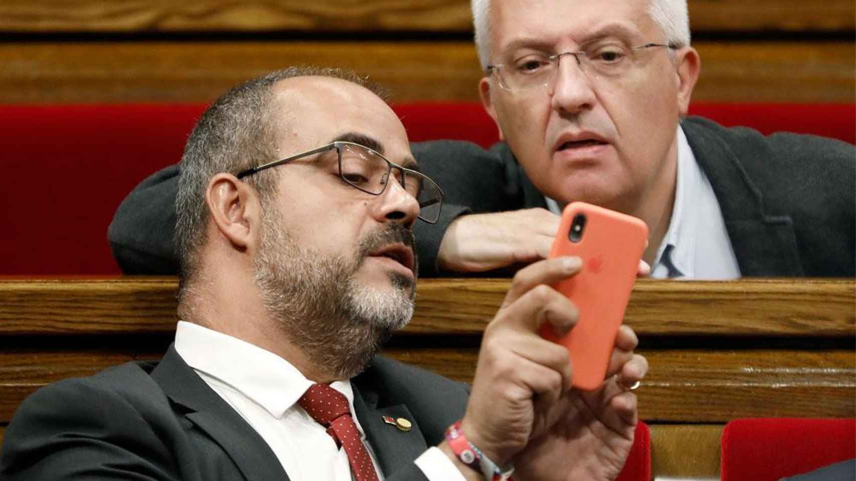 Miquel Buch, consejero catalán de Interior, en el Parlamento catalán / EFE