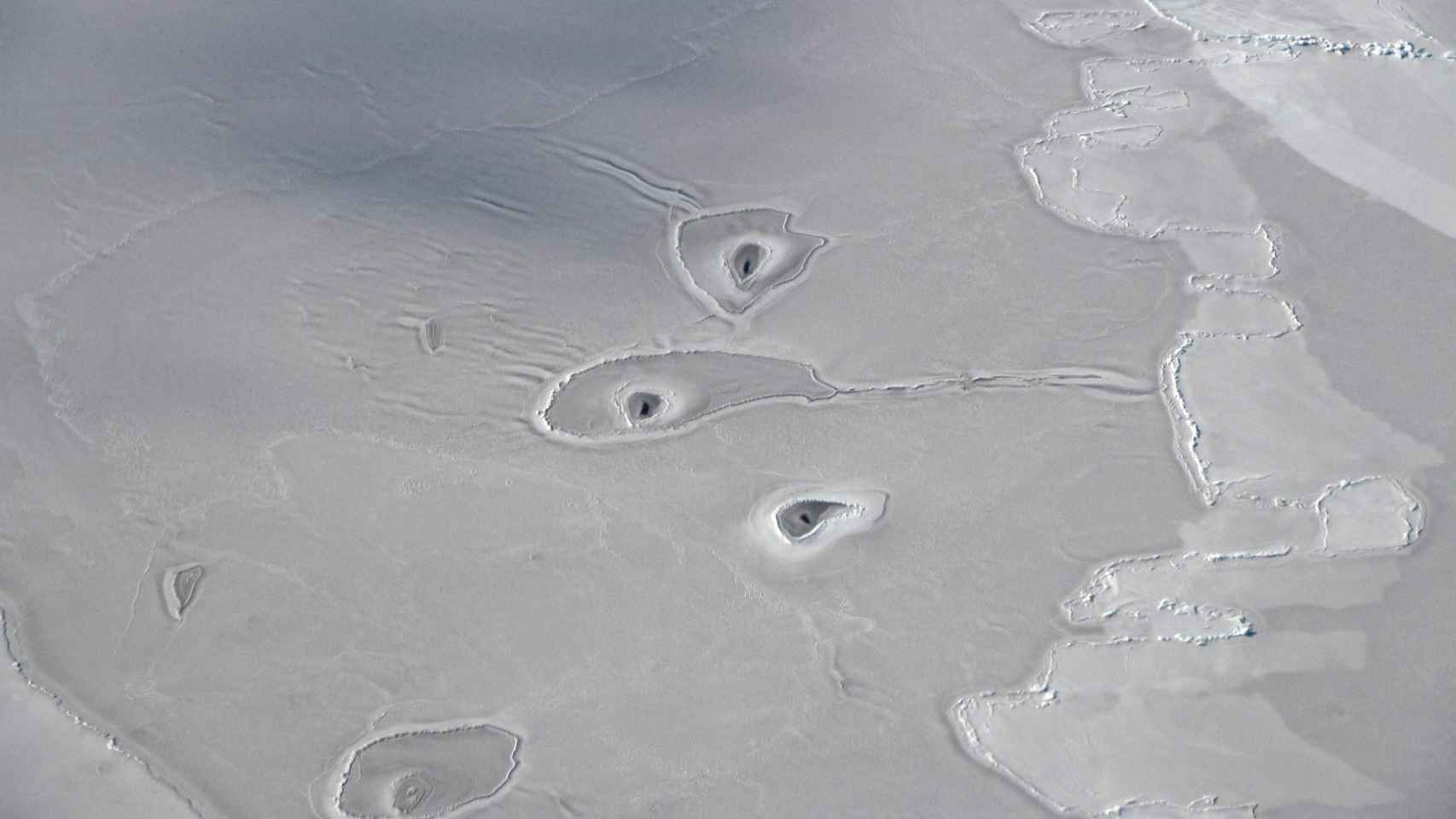 Las extrañas formaciones que han aparecido en el Ártico /John Sonntag/Operation IceBridge/NASA