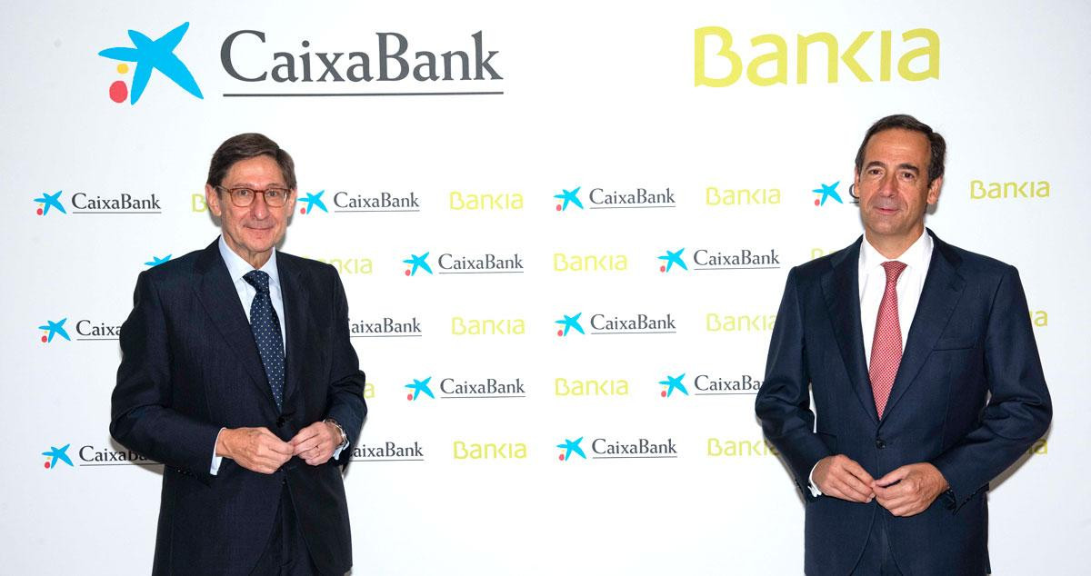 El futuro presidente de Caixabank y actual de Bankia, José Ignacio Goirigolzarri (i), junto al consejero delegado del banco, Gonzalo Gortázar (d), en Valencia / CAIXABANK