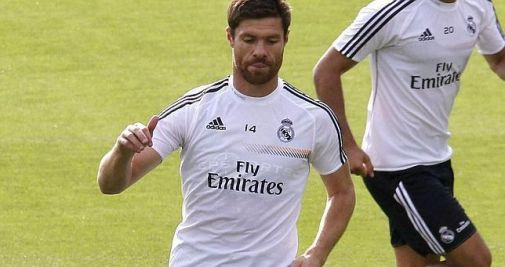 Xabi Alonso. durante un entrenamiento con el Real Madrid / EFE