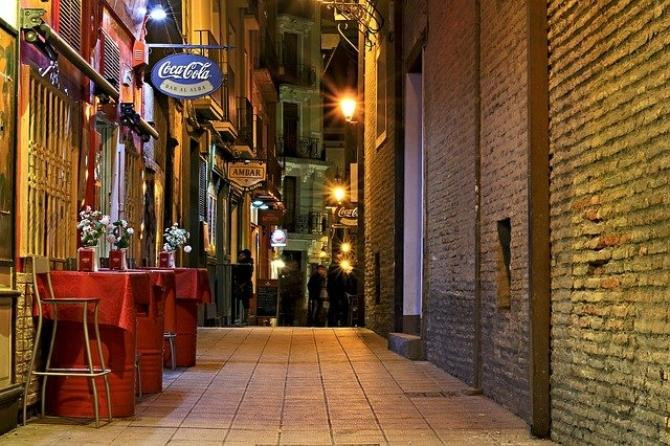 Bares y restaurantes del centro de Zaragoza / Daniel Nebreda en PIXABAY