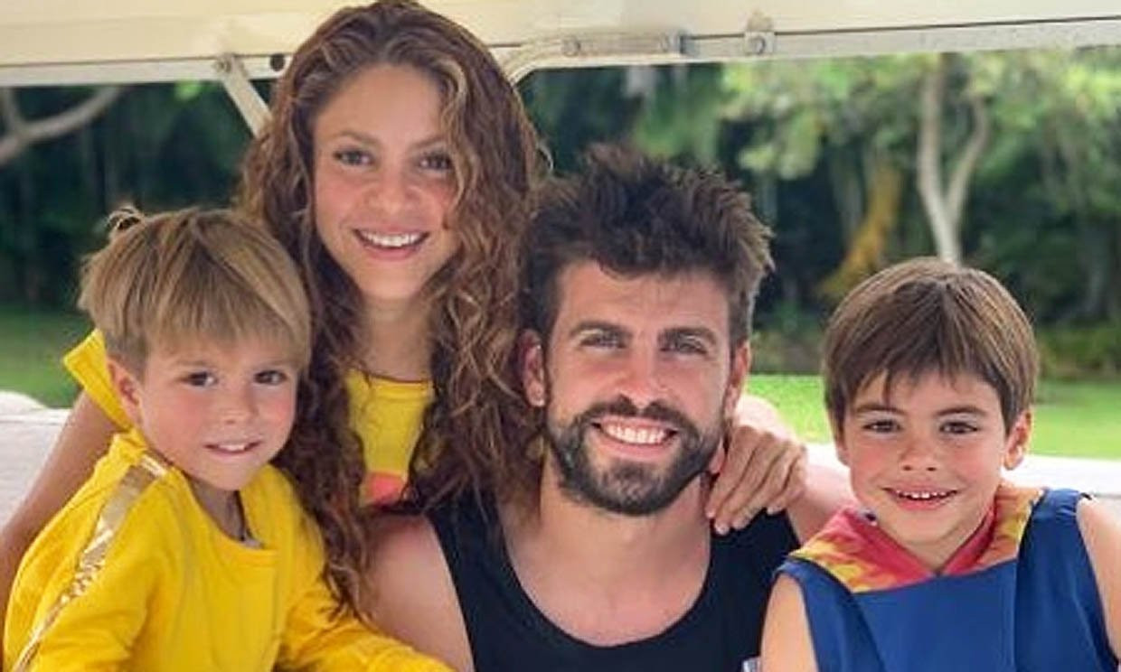 Shakira y Piqué, con sus hijos de vacaciones / REDES