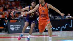 Abrines, en una acción ante el Valencia Basket | FCB