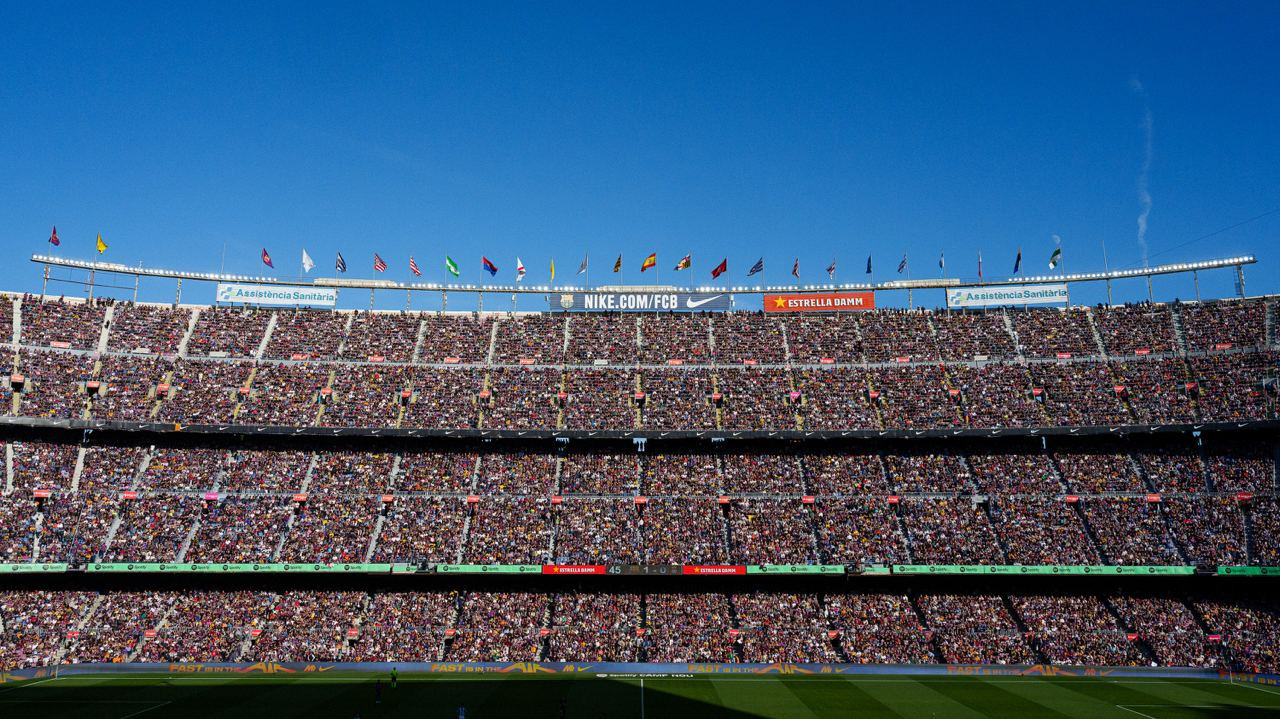 Un total de 88.095 espectadores se citaron al Camp Nou para el derbi catalán / FCB