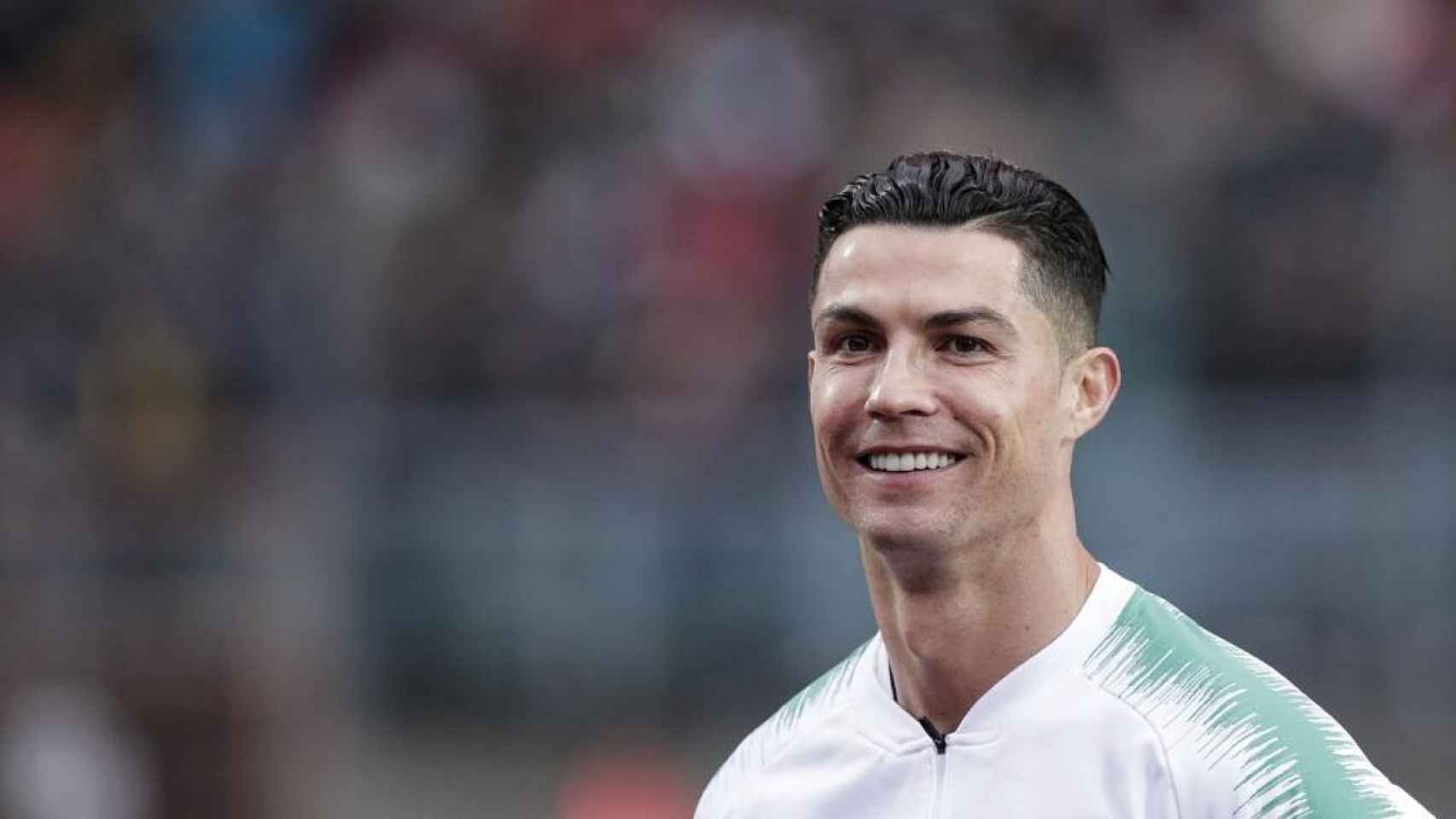 Cristiano Ronaldo, en la imagen en un partido con la Juventus, calienta los rumores sobre su traspaso / EFE