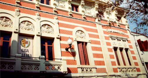 La fachada del Ayuntamiento de Sant Pere de Ribes / AYTO. ST. PERE RIBES