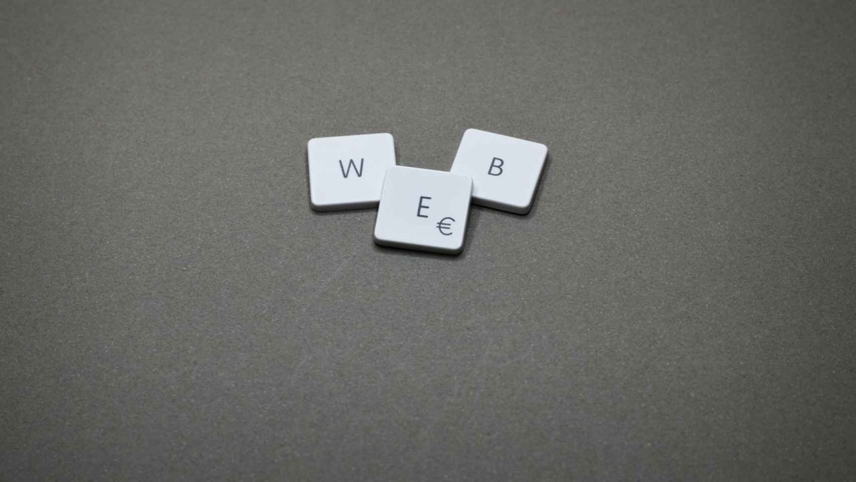 Teclas de ordenador forman la palabra web