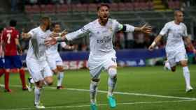 Sergio Ramos celebra el gol que abrió el marcador para que el Real Madrid ganara la Undécima ante el Atlético en Milán.