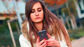 Los jóvenes españoles usan el móvil como principal acceso a internet