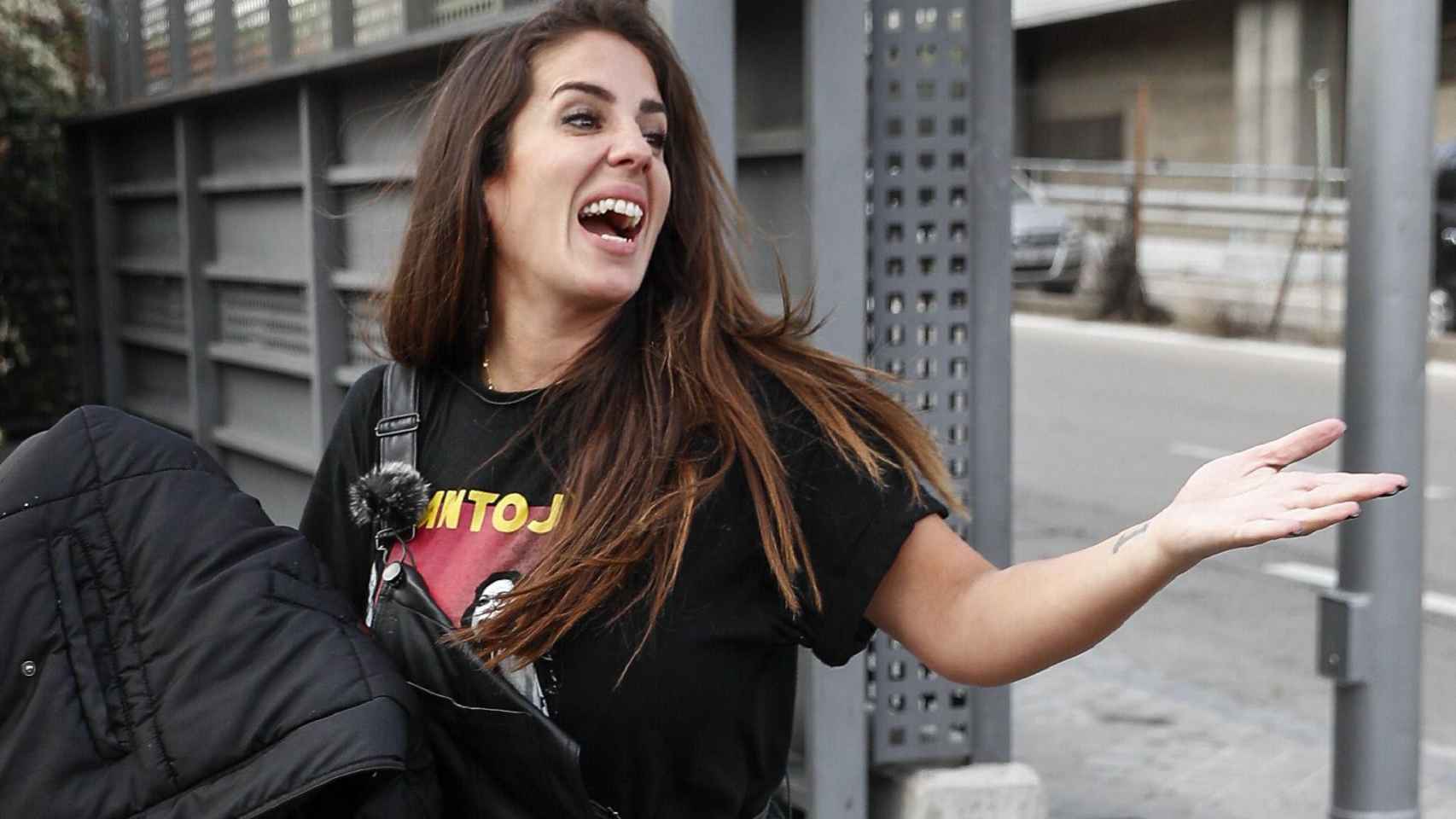 Anabel Pantoja paseando por las calles de Madrid