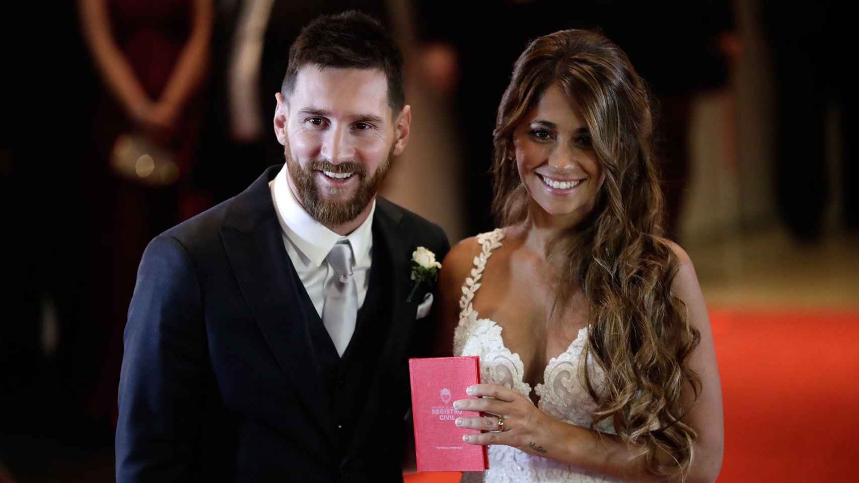 Leo Messi y Antonella Rocuzzo el día de su enlace /REDES