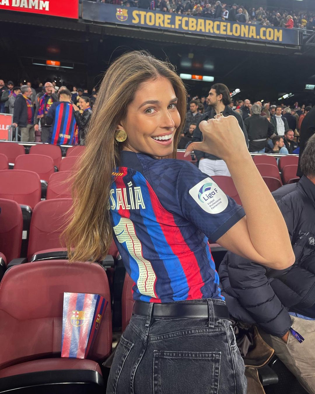 Coral Simanovich con la camiseta del Barça / REDES