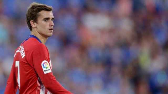 Una foto de Antoine Griezmann durante un partido con el Atlético de Madrid / EFE