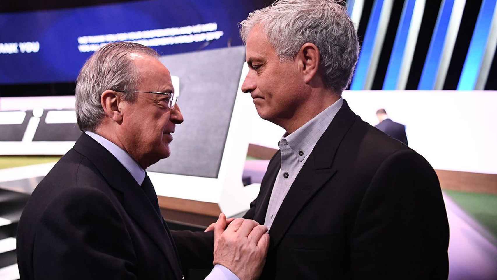 Florentino Pérez, junto a Mourinho en un acto | EFE