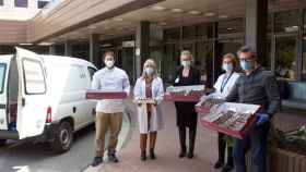 La pastelería Sabat envía pasteles a los sanitarios del Hospital General de Catalunya / CG