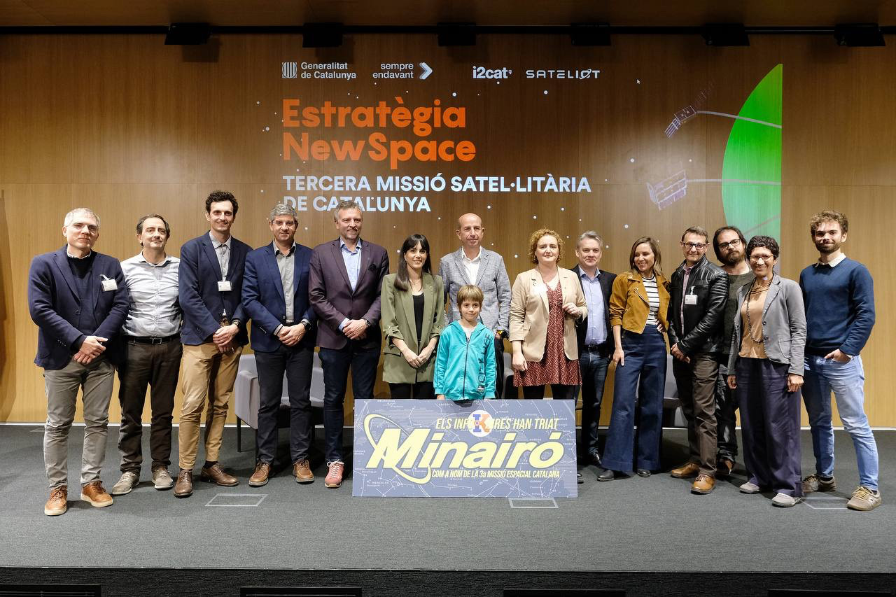 Acto de presentación de la misión del nanosatélite catalán 'Minairó' / GOVERN