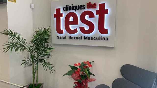 Entrada a la clínica The Test en Barcelona, especializada en problemas relacionados con la sexualidad masculina / CG