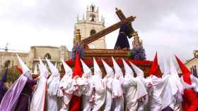 Imagen de una procesión en la ciudad de Palencia / EFE