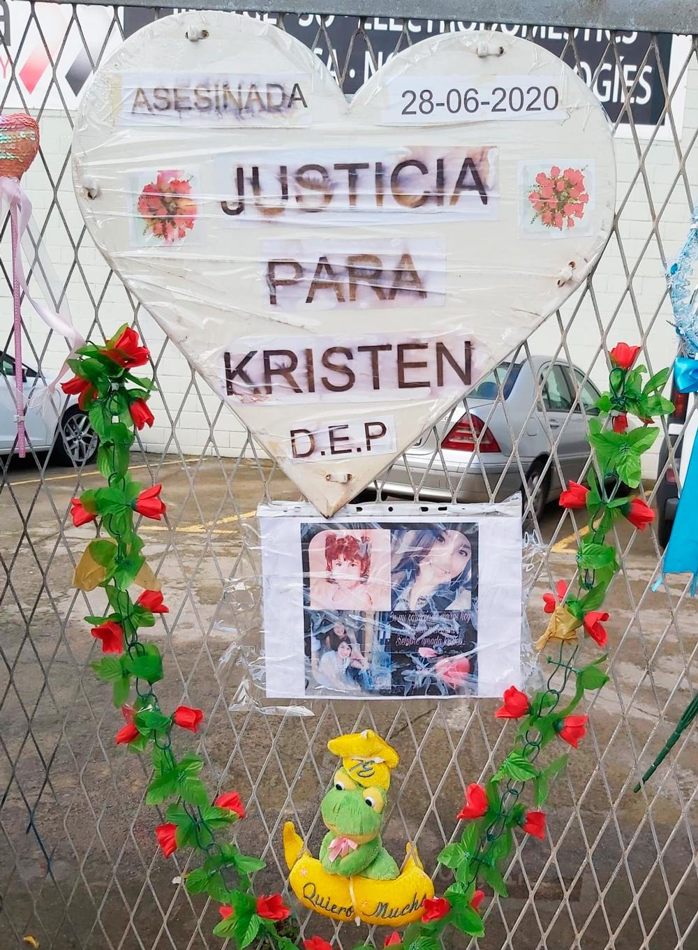 El memorial dedicado a Kristen, la jovena asesinada en Cornellà, en junio / CG