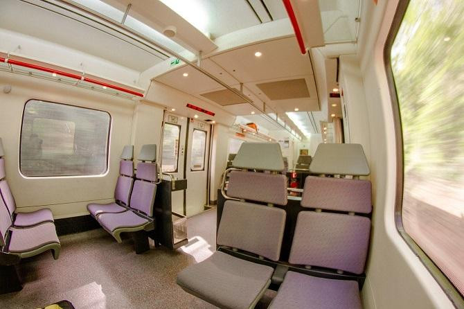 Interior de un tren de Renfe / Gabriel Font EN PIXABAY