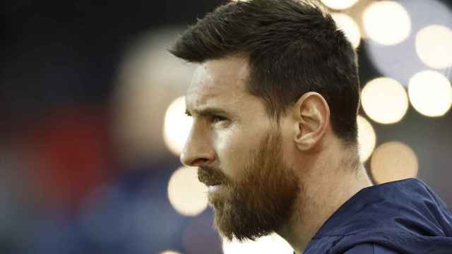 Leo Messi, concentrado, antes de disputar un partido con el PSG / EFE