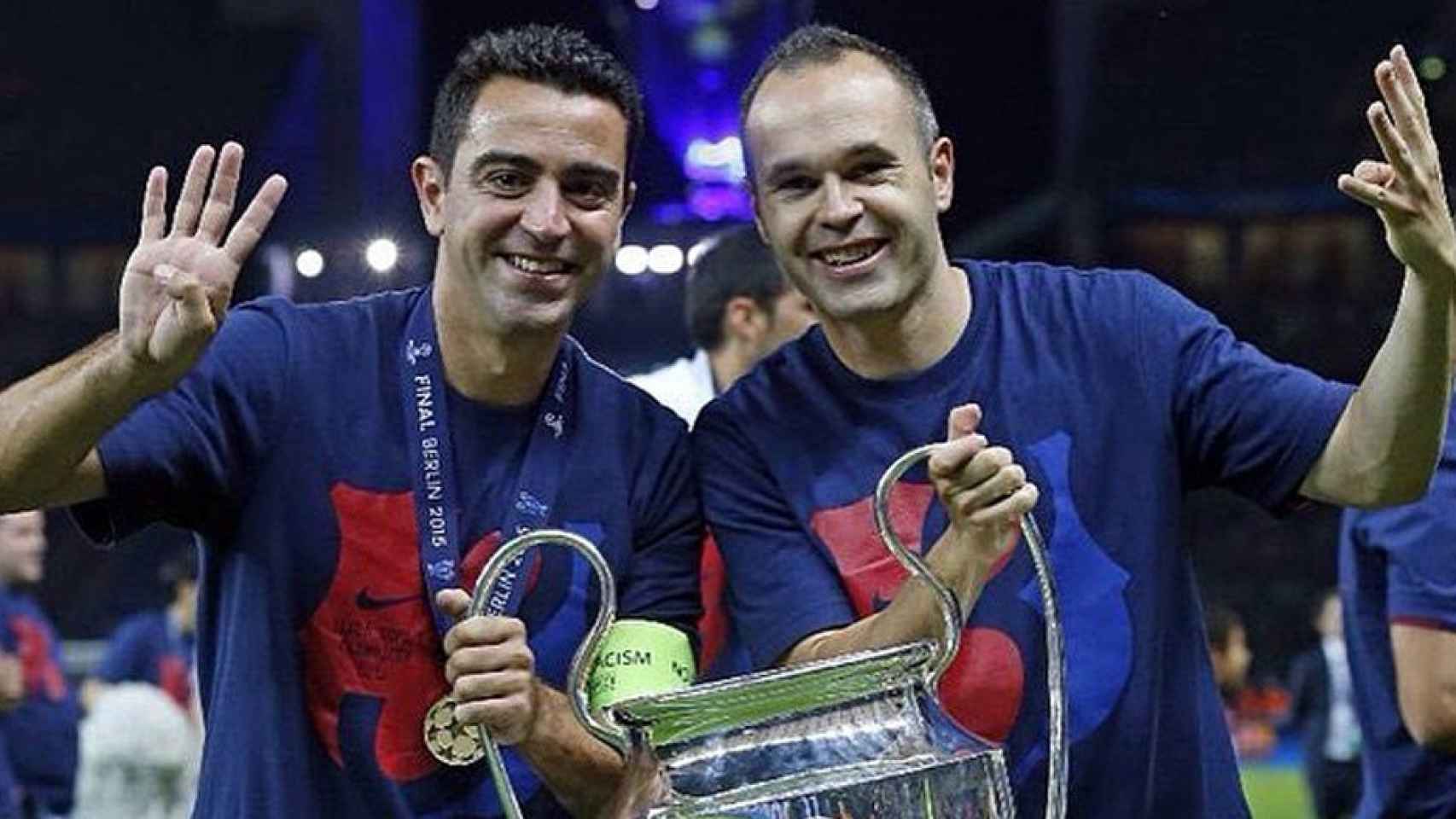 Xavi e Iniesta, celebrando el título de Champions League de la 2014-15 / @xavi