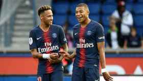 Neymar y Mbappé en un partido del PSG /EFE