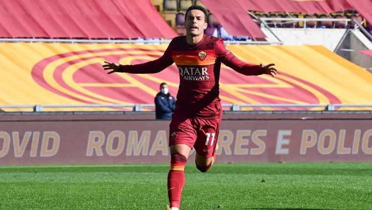 Pedro celebrando un gol con la Roma / AS Roma