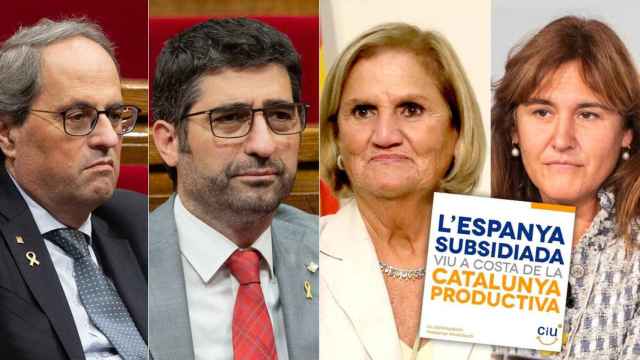 Quim Torra, Jordi Puigneró, Núria de Gispert y Laura Borràs, junto al cartel de una campaña hispanófoba de CiU