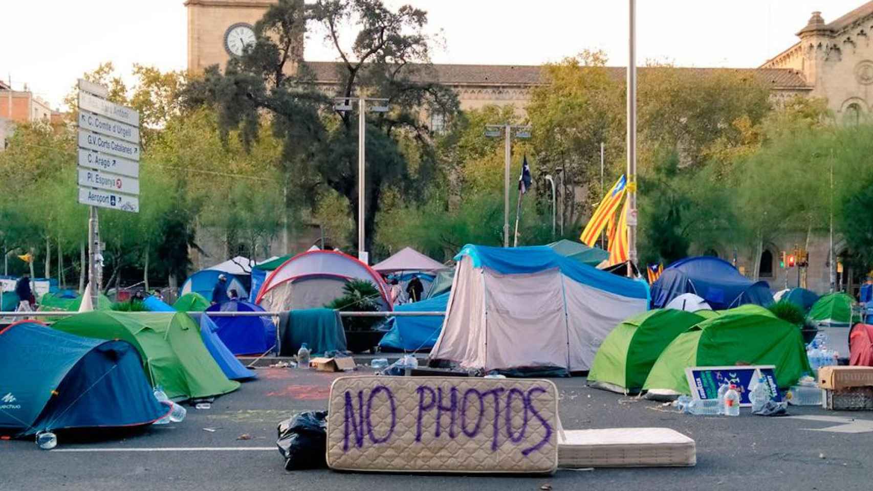 Imagen de la acampada independentista de Barcelona / TWITTER