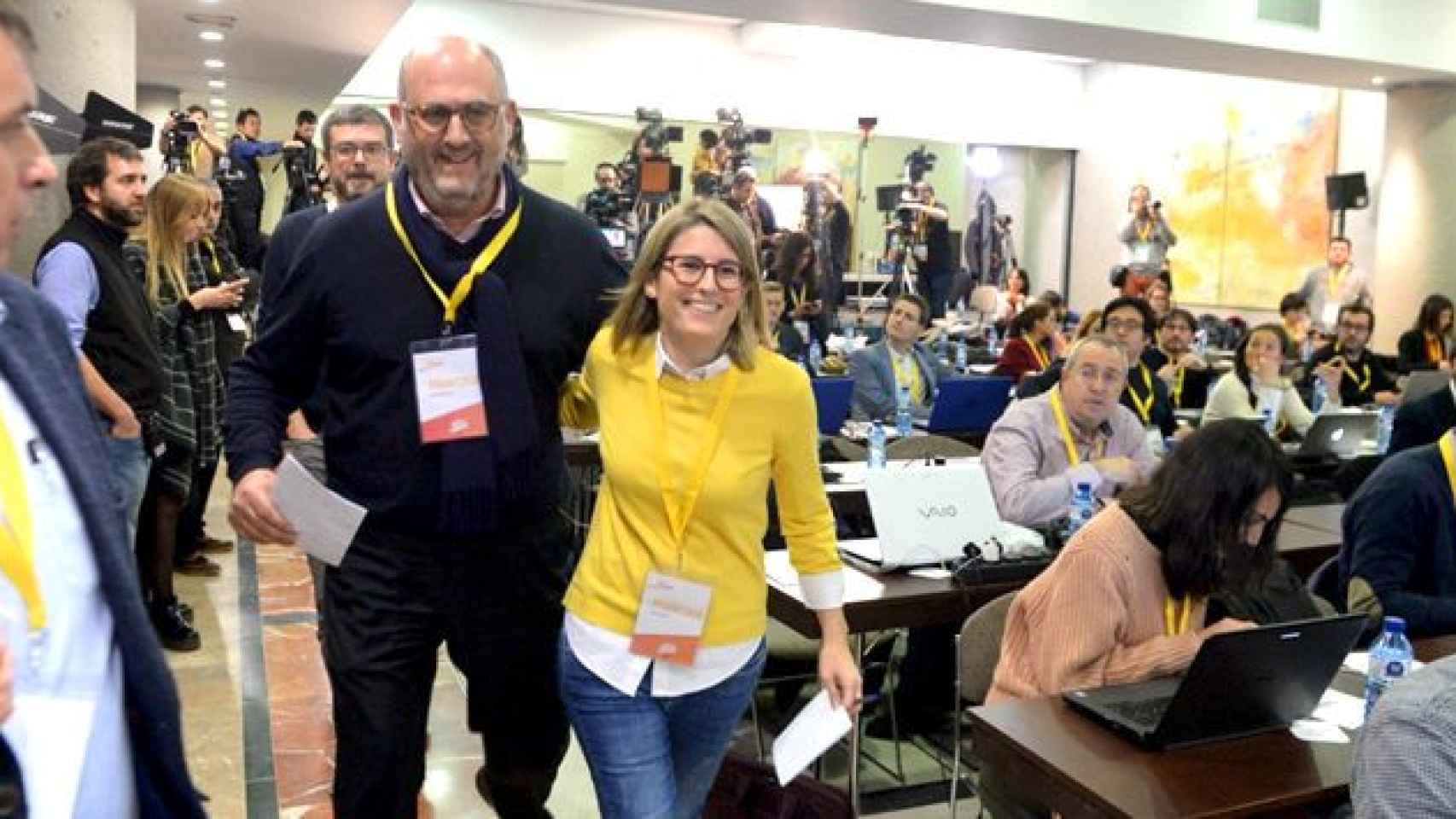 Elsa Artadi y Eduard Pujol en la primera valoración de Junts per Catalunya en la noche electoral del 21D / CG