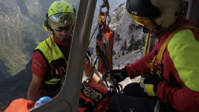 Rescate de un excursionista en el Pedraforca / BOMBEROS DE LA GENERALITAT