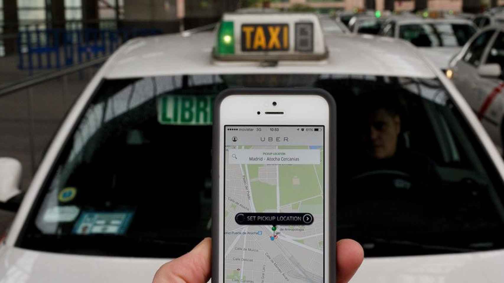 La CNMC demanda al Gobierno por las restricciones de competencia contra Uber.