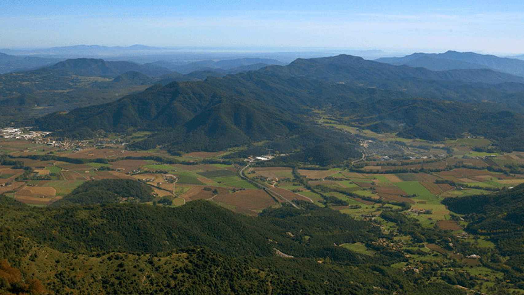 Vistas de La Vall d'en Bas / CG