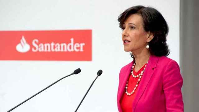 Ana Patricia Botín, presidenta de Banco Santander explica los planes de la entidad tras quedarse Banco Popular en rueda de prensa / CG