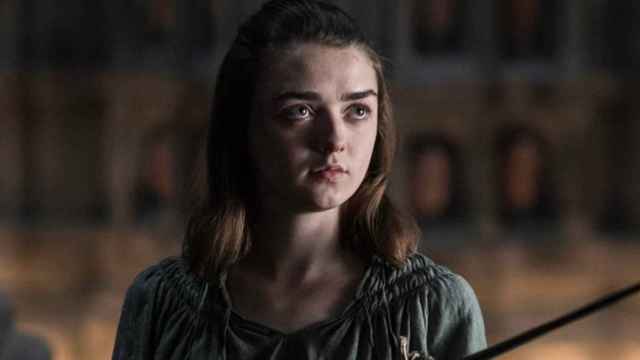 Maisie Williams interpretando a Arya Stark en una secuencia de 'Juego de Tronos' / JUEGO DE TRONOS