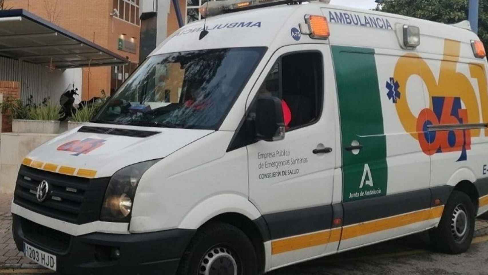 Una ambulancia de Huelva / EP