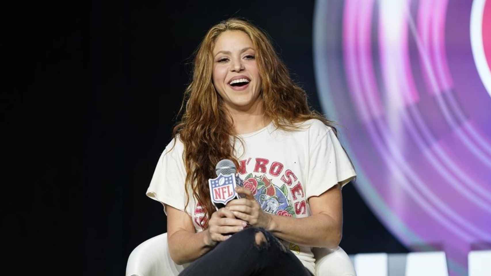 Shakira en una entrevista para la NFL