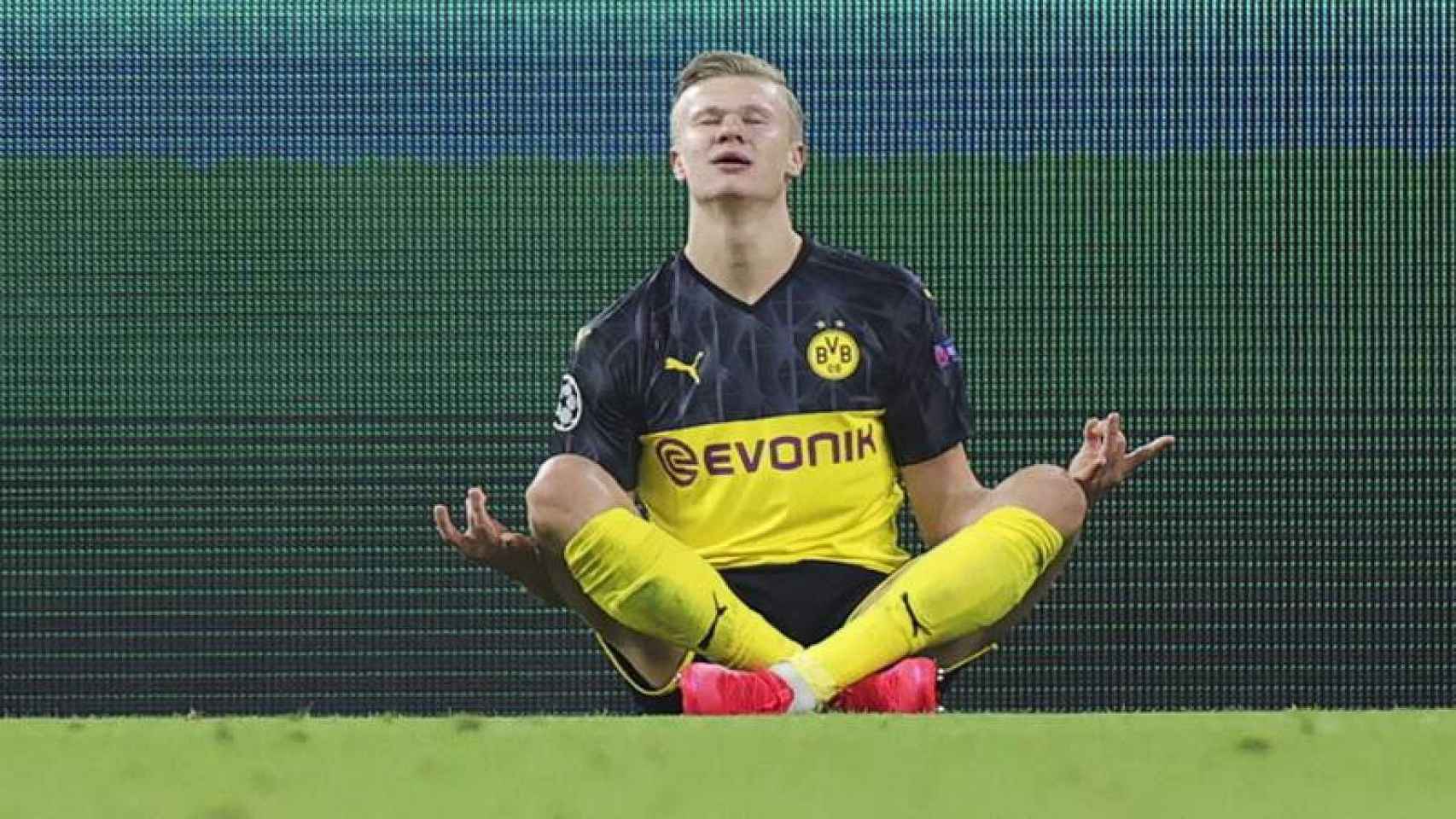 Haaland celebra un gol del Borussia Dortmund / EFE