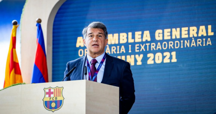 Laporta, presidente del Barça, durante la Asamblea de socios compromisarios  / FC Barcelona