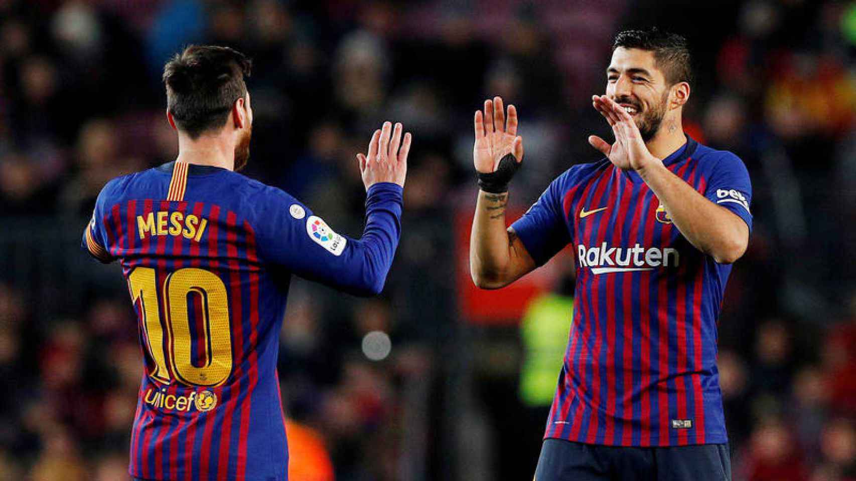 Messi y Luis Suárez celebrando un gol contra el Leganés / EFE