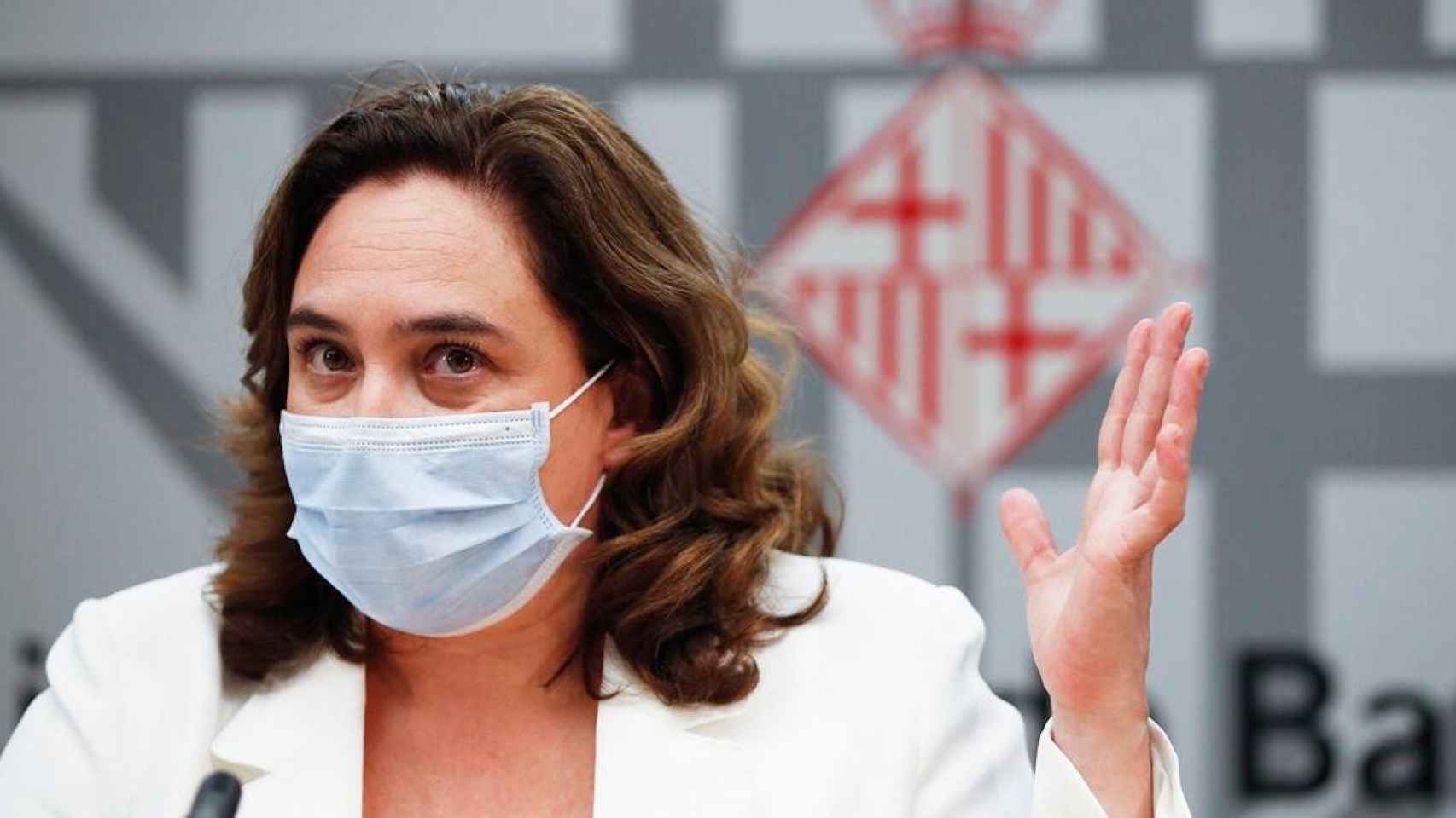 Ada Colau, alcaldesa de Barcelona, en una comparecencia durante la pandemia / EFE