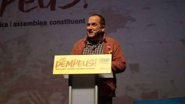 El exdiputado de la CUP, David Fernández, en el acto de los radicales en Girona / TWITTER