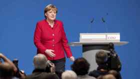 La canciller alemana, Angela Merkel, tras ser reelegida presidenta de la Unión Cristianodemócrata (CDU) / EFE